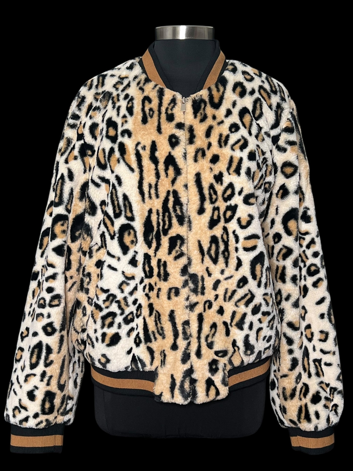10.17 Coats Venus Cheetah Faux Fur Bomber (1X) Fits (XL)