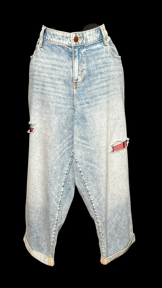 10.02 Pants L. Bryant Distressed Denim (18) Cvy W/22 R/13 I/28