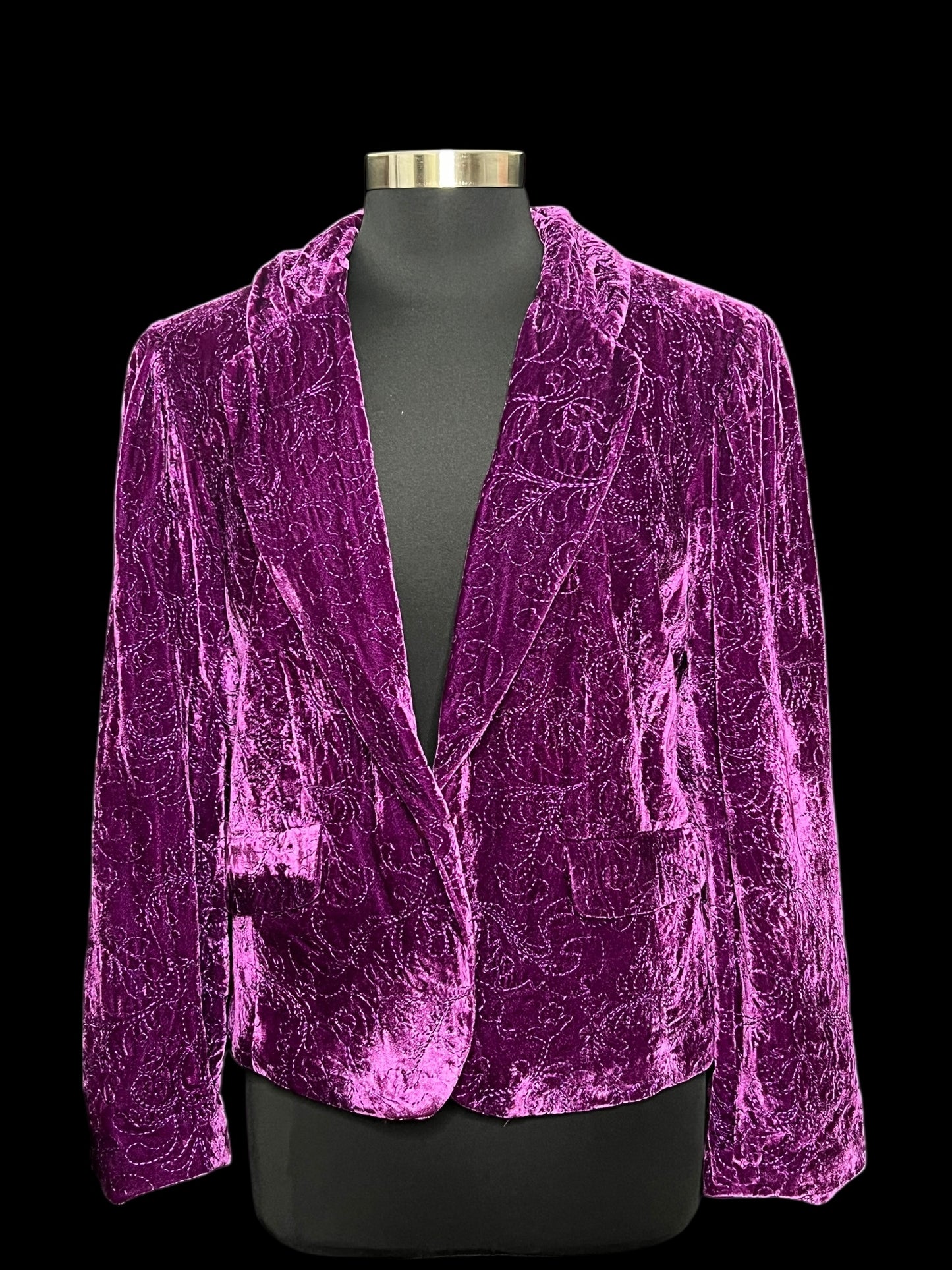 11.08 Blazers NWOT Bandolino Purple Velvet (16W) Fits (10/12)