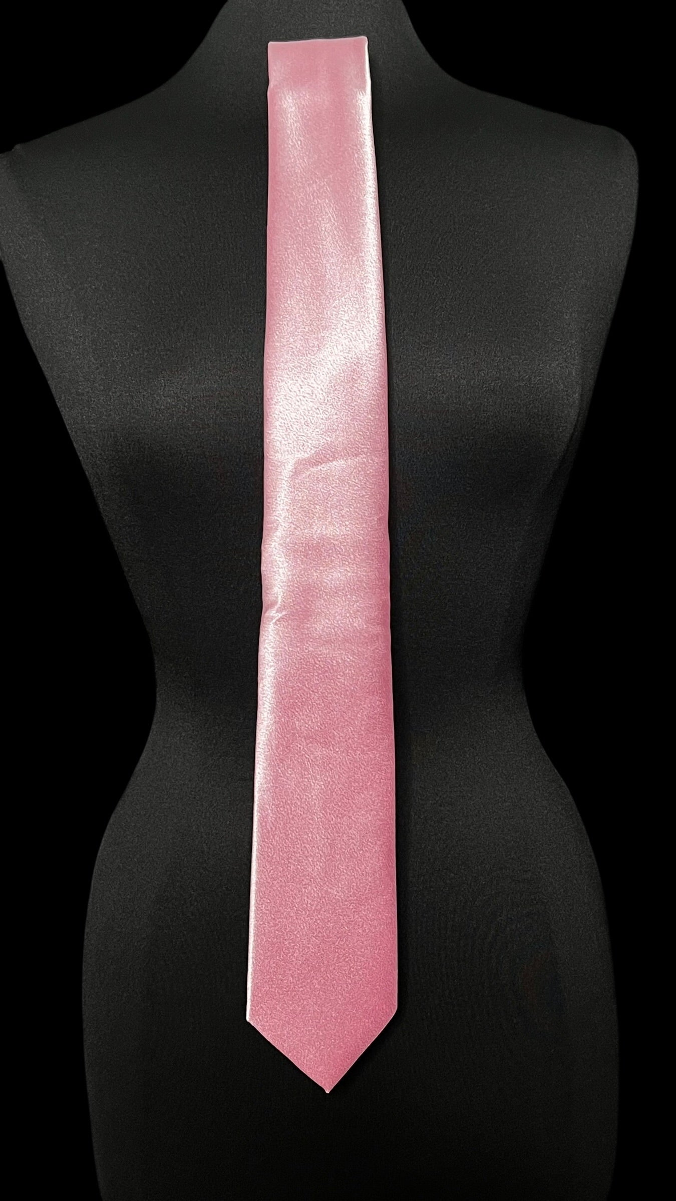 08.16 Accessories NWT Pink Silk Tie