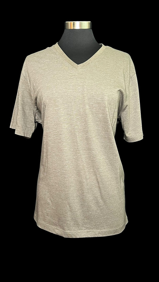 07.21 Tops NWOT Olive Grn V-Neck Tee (XL)