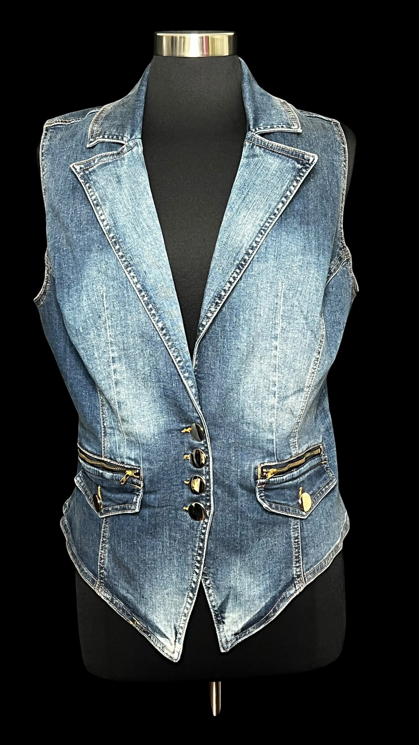 08.27 Vests A. Stewart Stretch Denim (10/12) Fits (10/14) Cvy