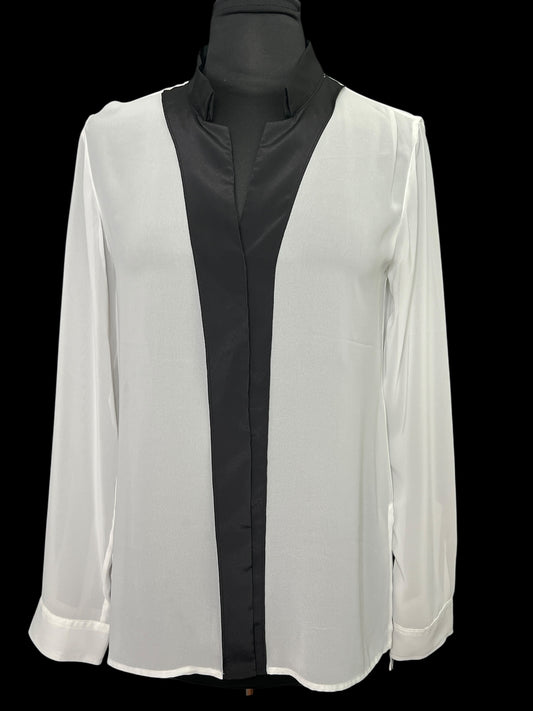 09.05 Blouses NWT Kenneth Cole Wht/Blk Trim Sheer (M/8)