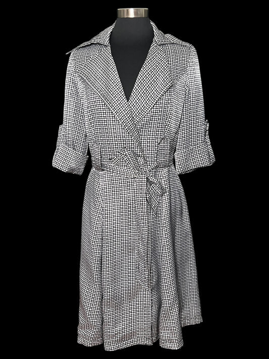 07.31 Jackets Lapis Blk/Wht Lt Wt Trench (M/8)