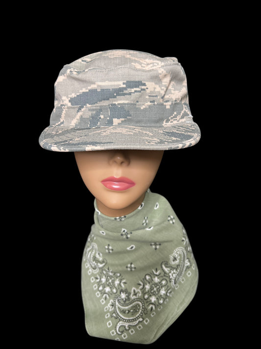 03.02 Hats NWT Military Green ABU (7.5)