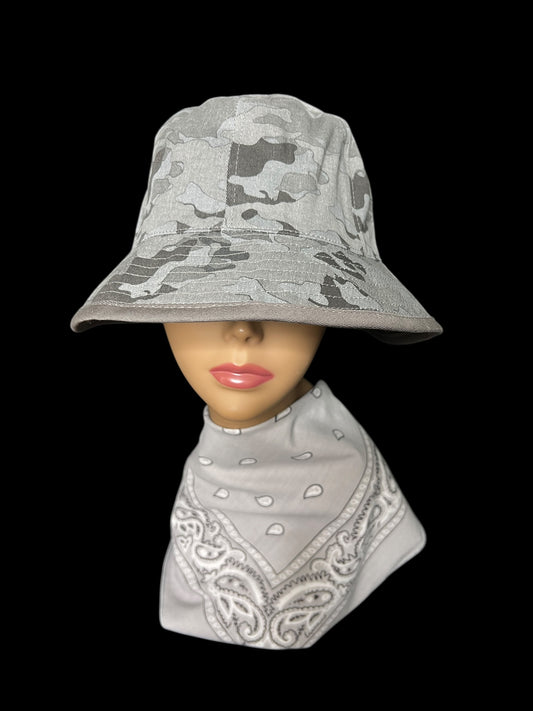 07.12 Hats NEW Gray Camo Reversible Bucket (M/L)