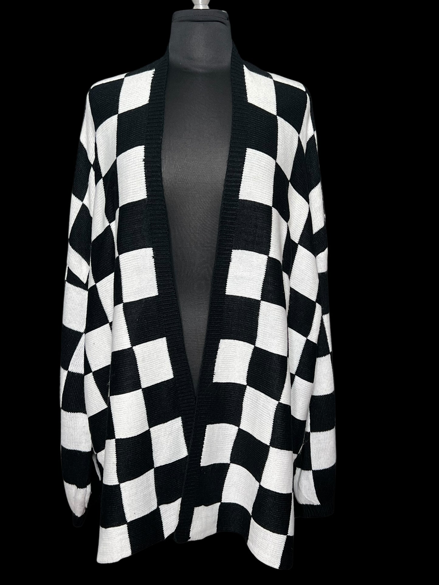 10.27 Sweaters Blk/Wht Checkered Cardigan (XL/1X)
