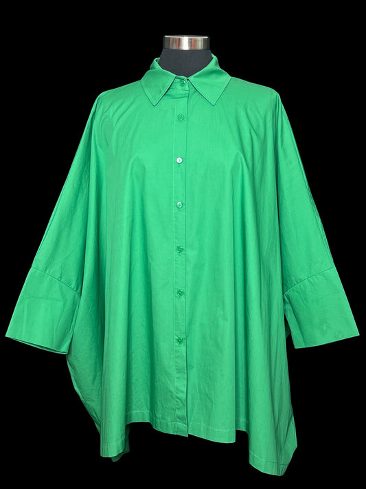 05.19 Tops NWT Evafreedom Green (O/S) Fits (1X/3X) Cvy