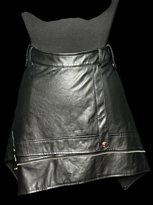05.19 Skirts F. Nova Blk Faux Leather Mini (XL) Fits (10)