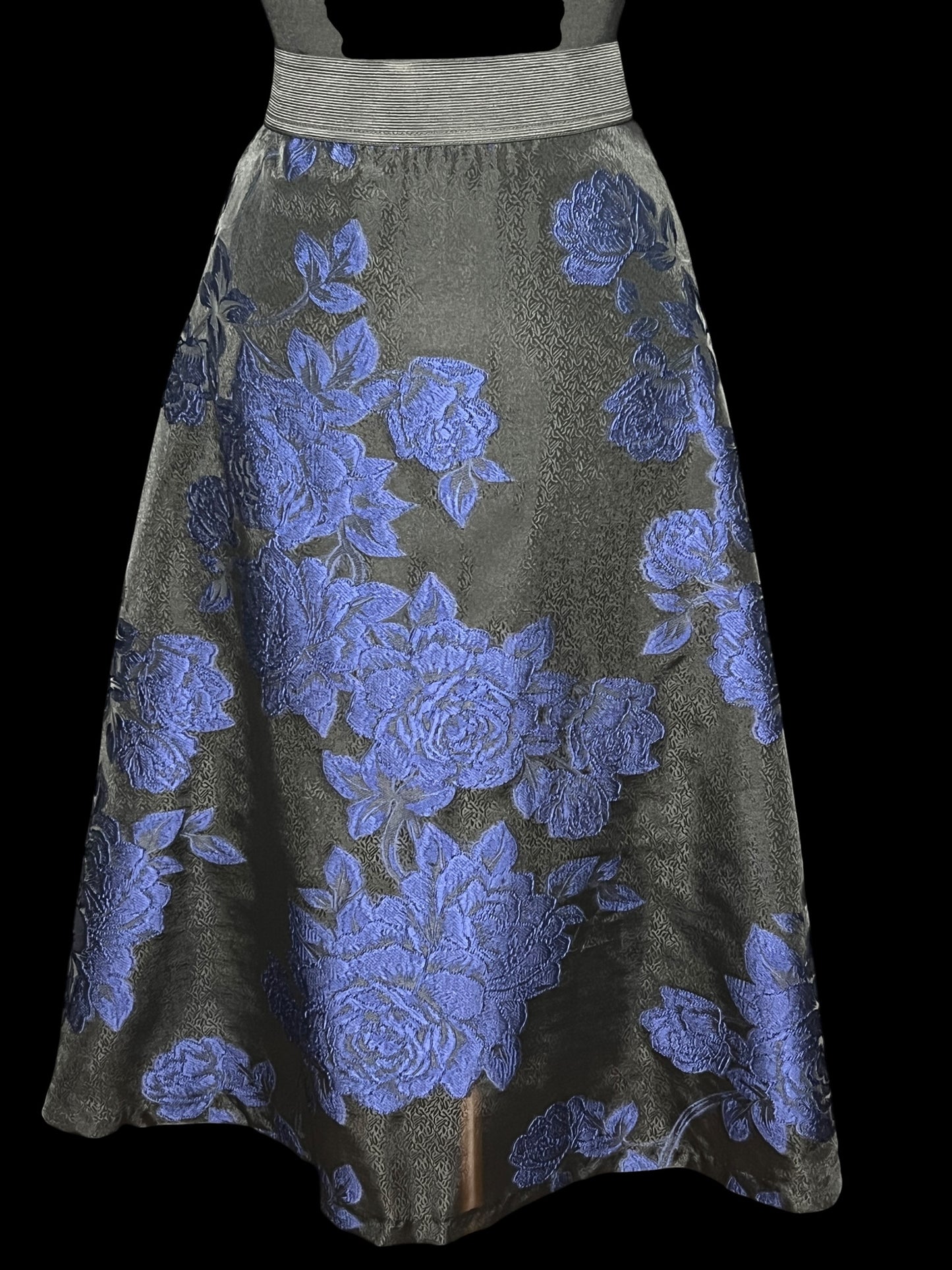 05.19 Skirts NWT NY&CO Blk/Blue (14) Cvy