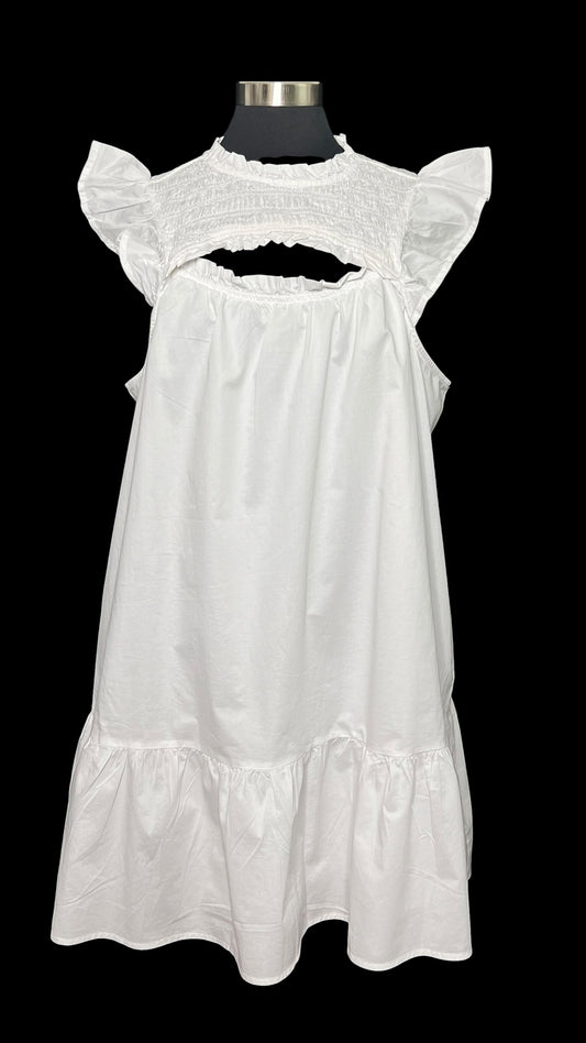 05.28 Dresses NWOT GAP White Ruffle (XL) Fits (L)