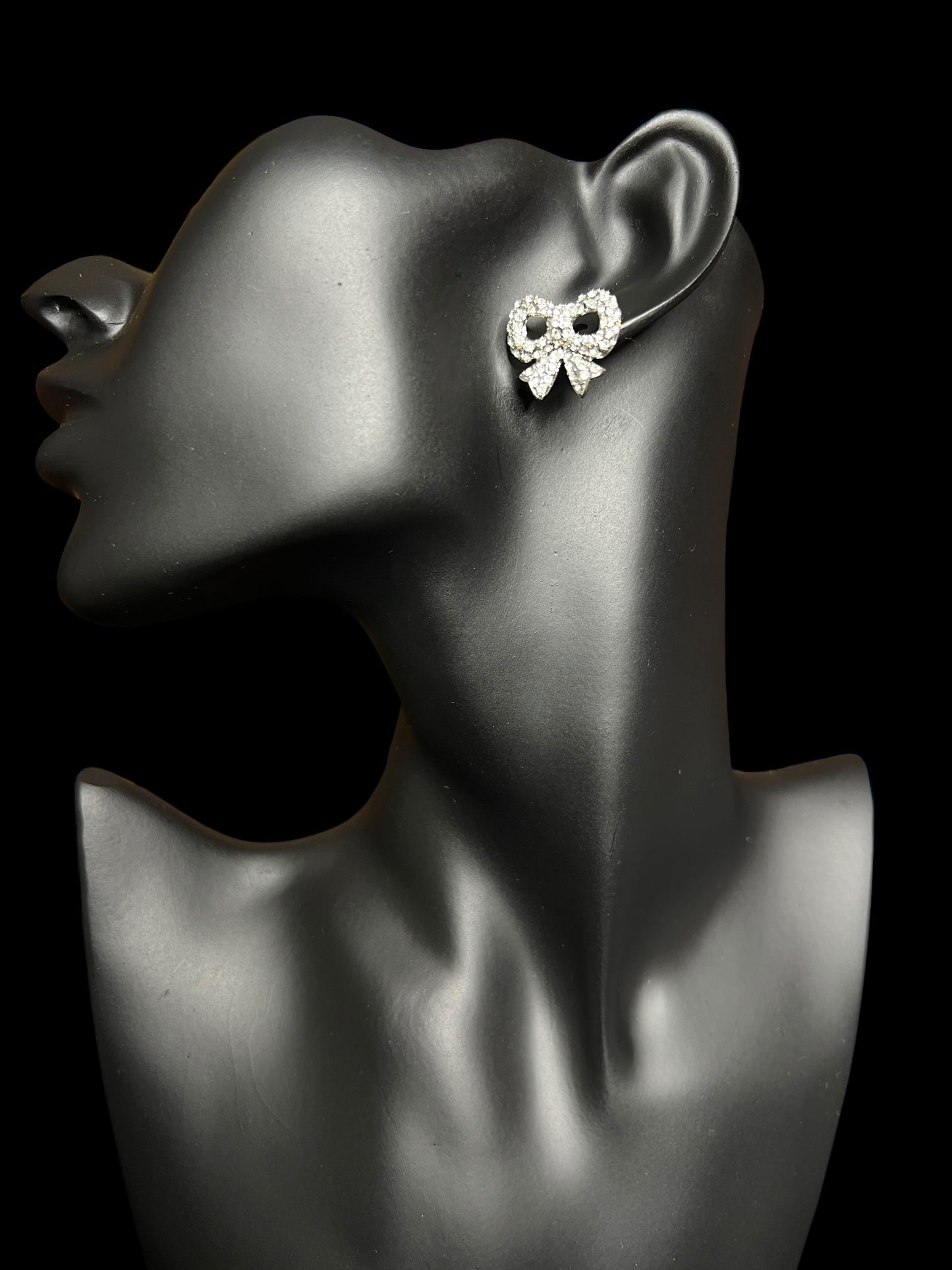 01.02 Earrings Bowties Rhinestone (Small) (PB)