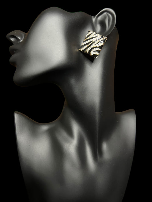 01.02 Earrings Blk/Gld Rhinestone Square Stud (PB)