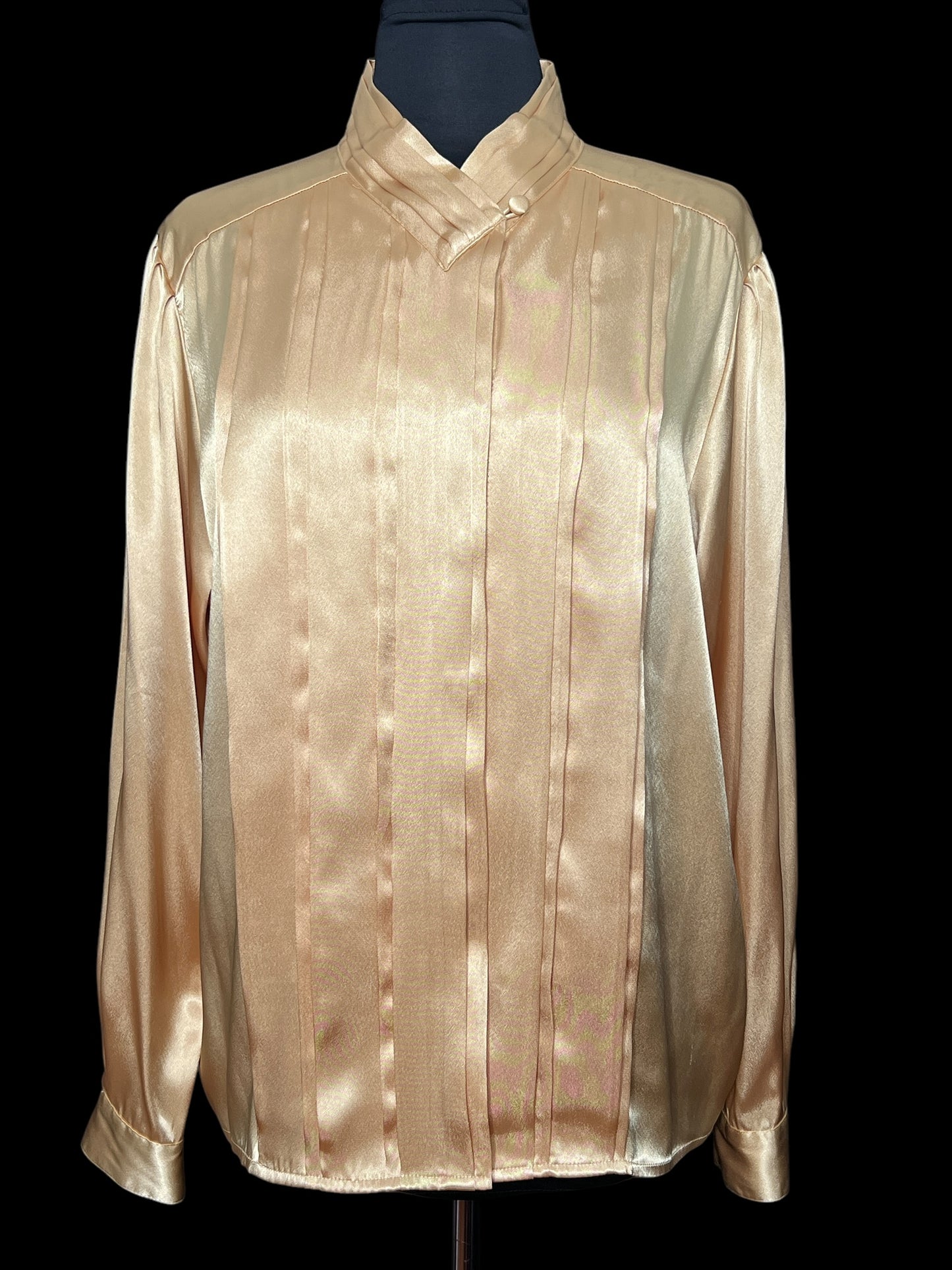 09.04 Blouses Karen Scott Gold (14) Fits (12)