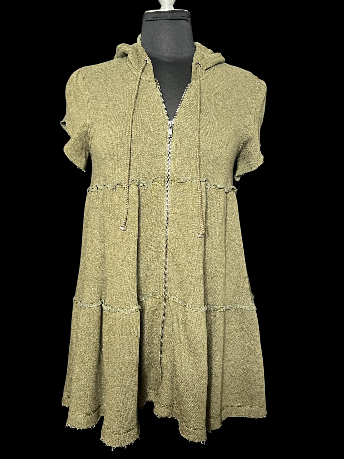 01.23 Vests Free People Olive Tiered (S)