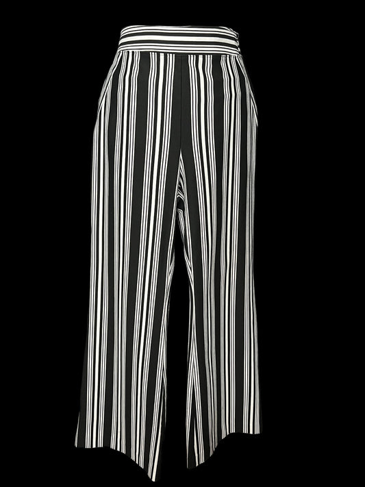 04.26 Pants NWOT INC Blk/Wht Striped (14) Fits (10) Slim