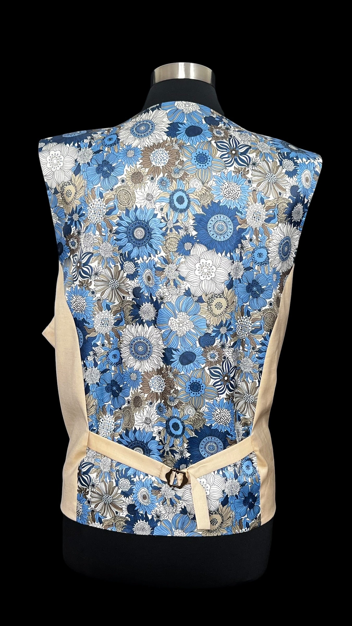10.02 Vests Tayion Tan/Blu (XL) Fits (18/20) Cvy P24.5/L22.5
