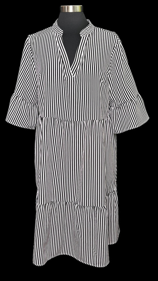 07.02 Dresses NWOT Blk/Wht Striped Babydoll (L)