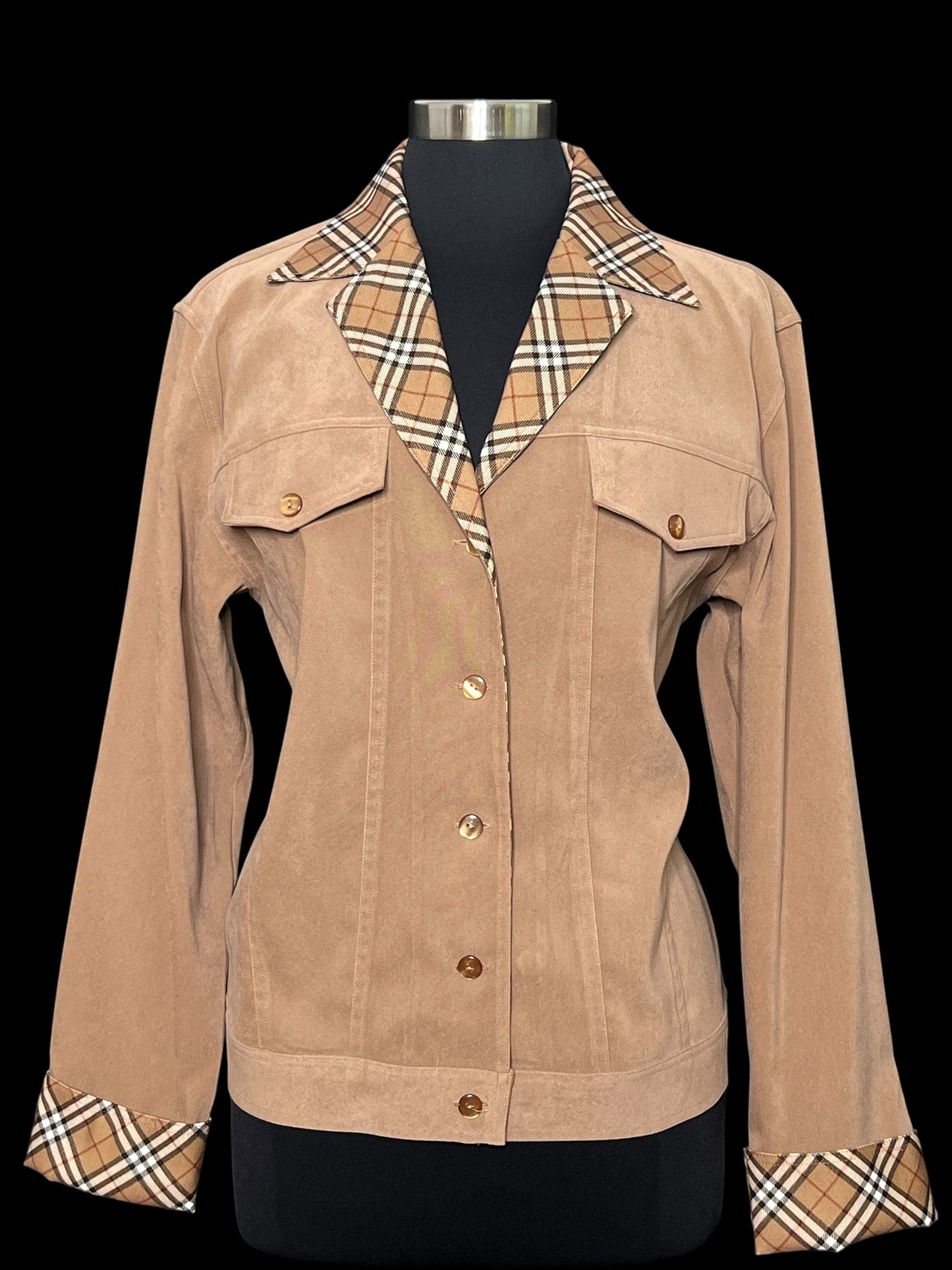09.19 Jackets R. Louis Brown Plaid Cuff/Collar (L) Fits (10)
