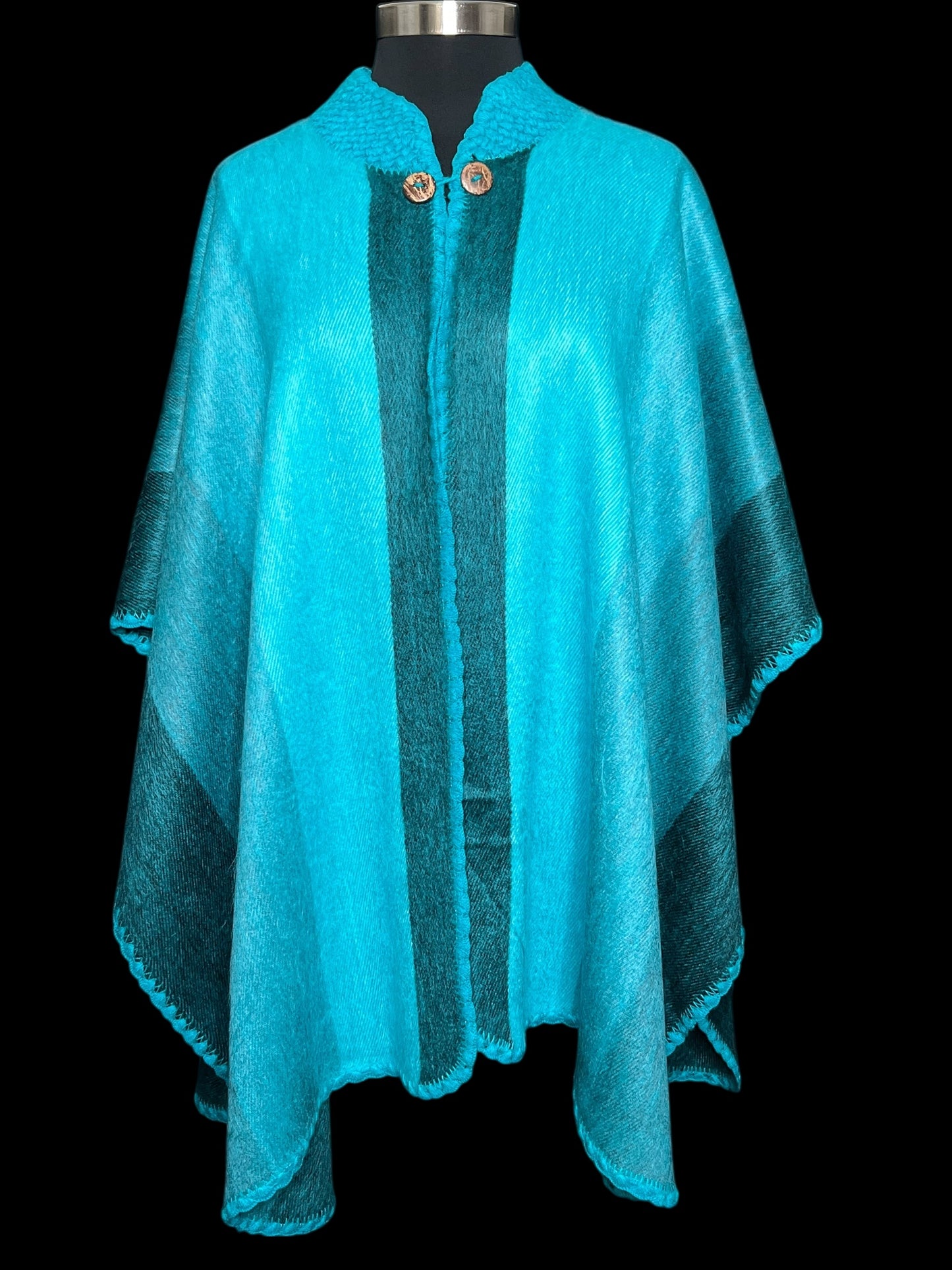 11.08 Shawls NWOT Turquoise Alpaca (L/1X) Cvy