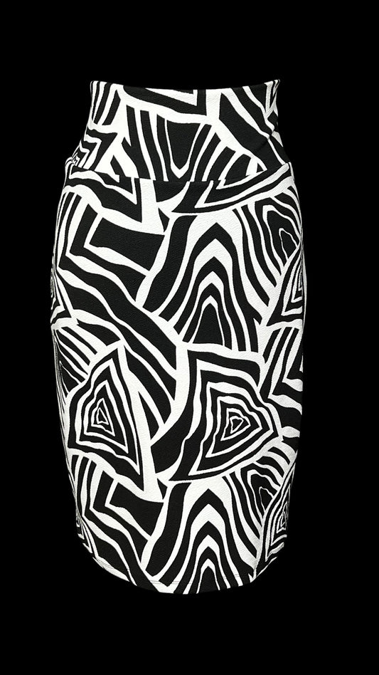 08.02 Skirts Lula Roe Blk/Wht Print Pencil (XL)