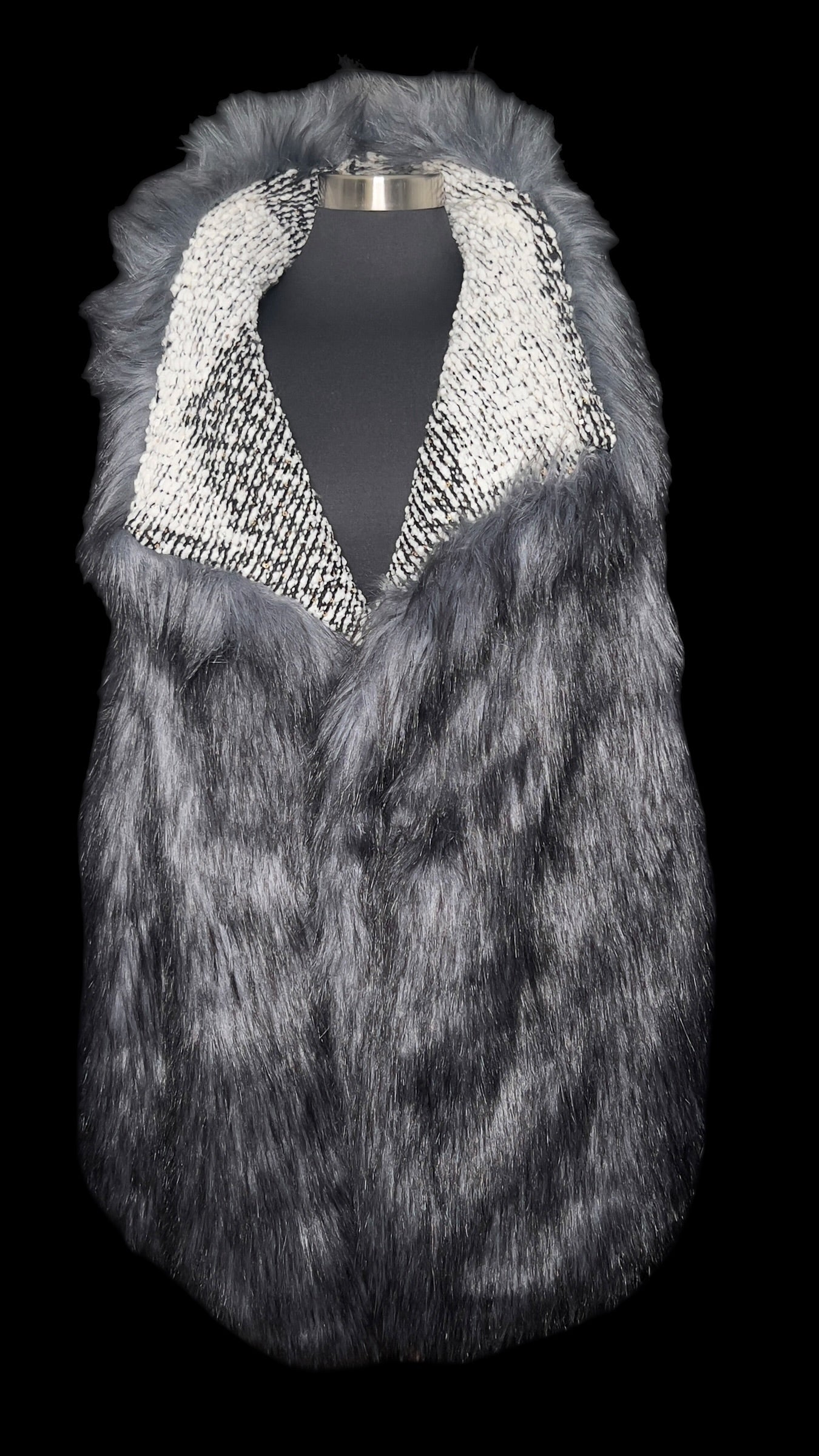10.27 Vests NWOT Charcoal Faux Fur/Cardigan Reversible (3x) Fits (2X/3X) Cvy