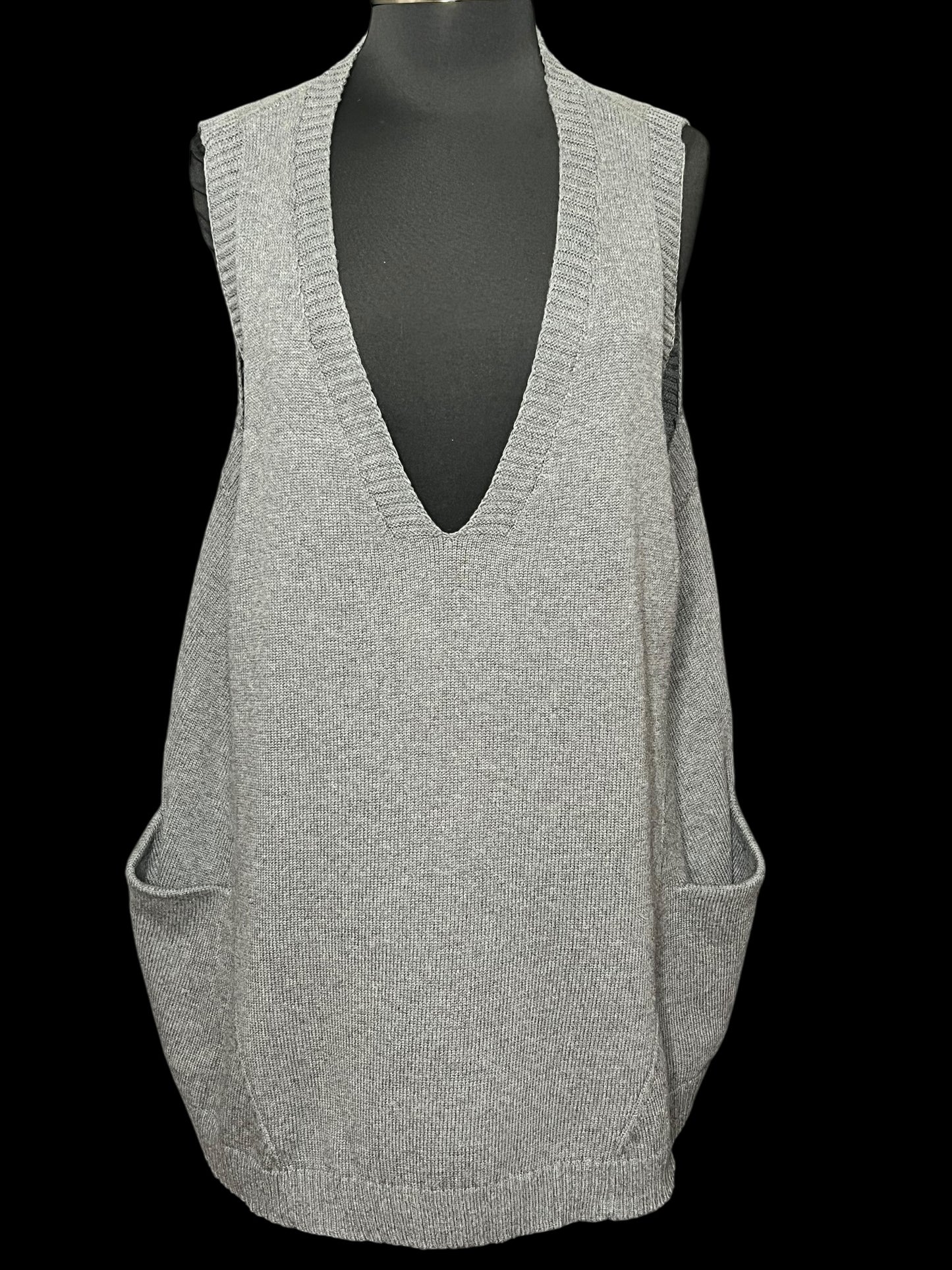 10.27 Sweaters NWT YESNO Gray Sweater Vest (3XL) Fits (2X/3X) Cvy