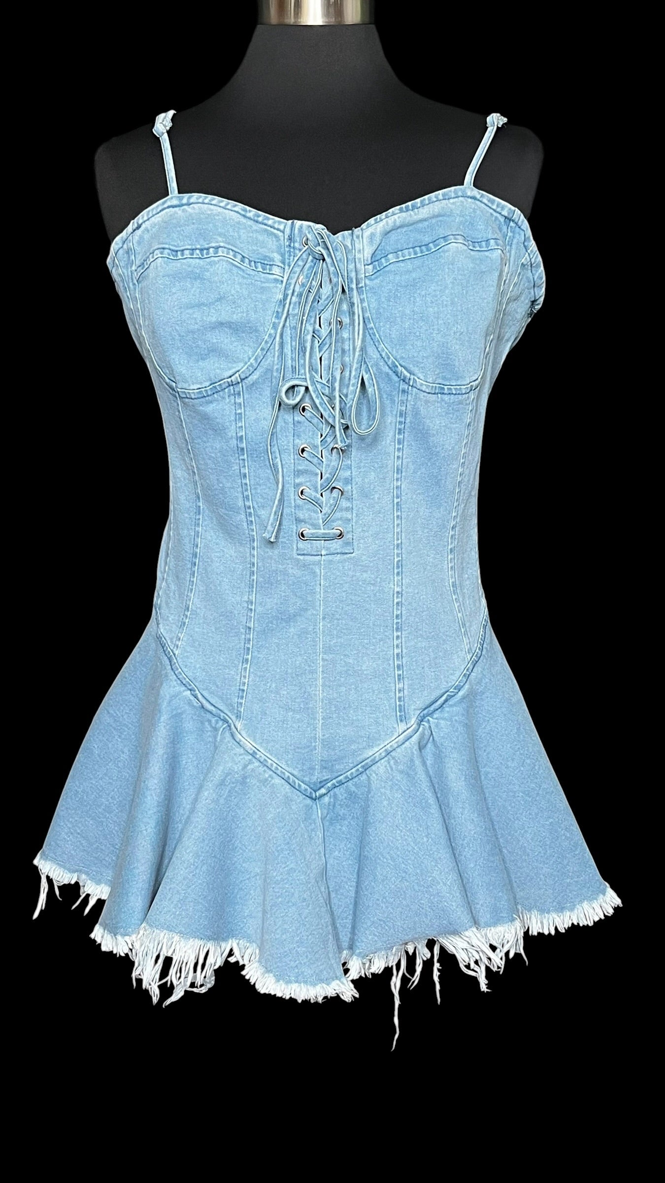 08.06 Tops NWOT Hot & Delicious Lt Blu Denim Stretch (2X) Fits (XL)
