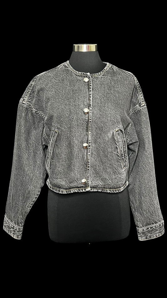 08.27 Jackets H&M Gray Snap Button Cropped (M) Fits (8/10)