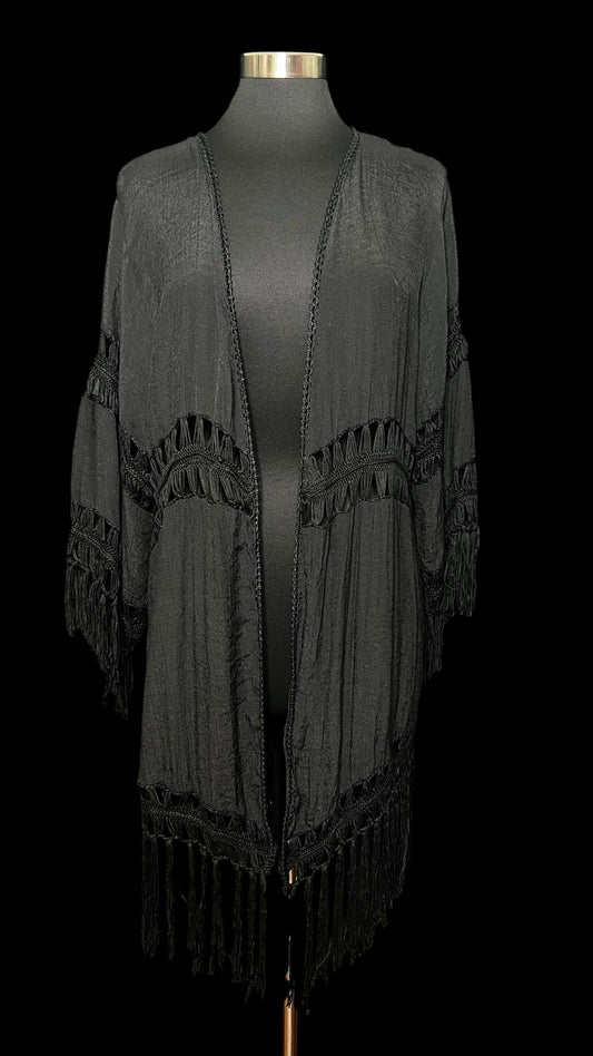 08.16 Dusters NWOT Vivid Blk Crochet Fringe (8/10)