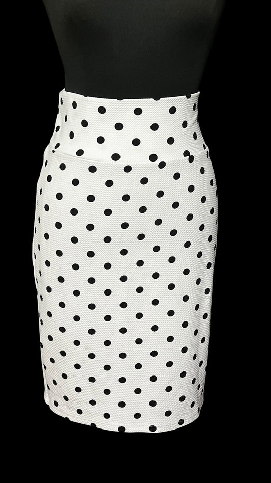 08.02 Skirts Lula Roe Blk/Wht Polka Dot Pencil (L)