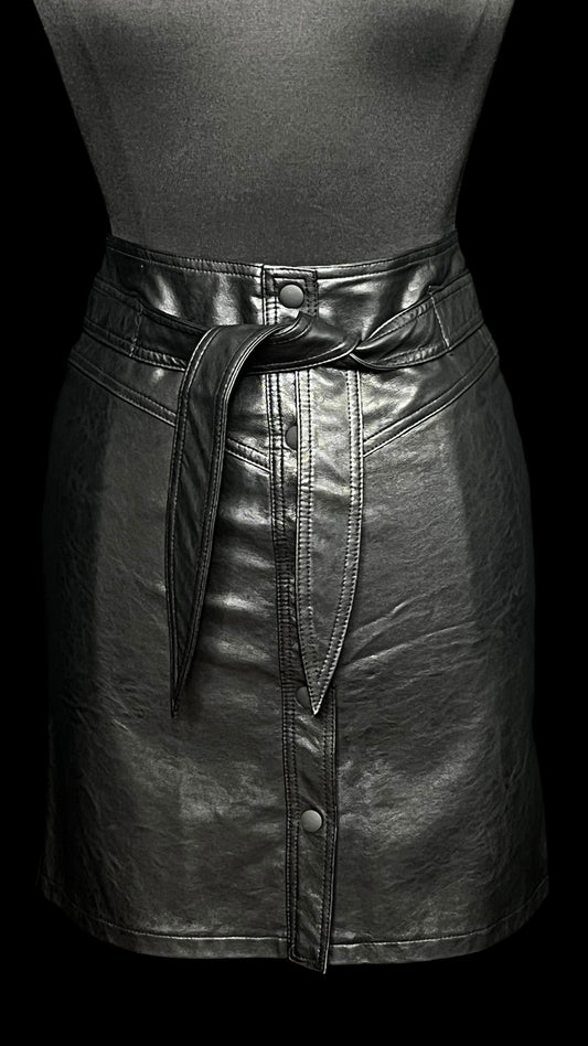 09.16 Skirts Olivaceous Blk Faux Leather Mini (S/6)