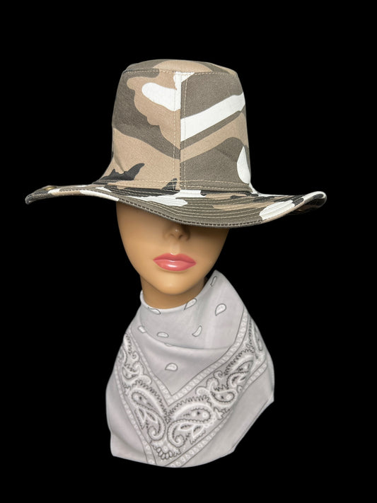 07.31 Hats NWT SOL Blk/Tan/Wht Camo Boonie Hat (M/L)