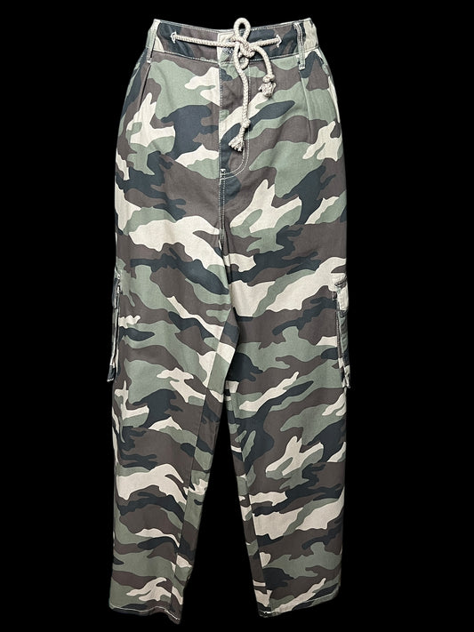 07.23 Pants NWOT Forever 21+ Camo Cargo (1X) Fits (XL/1X) Cvy