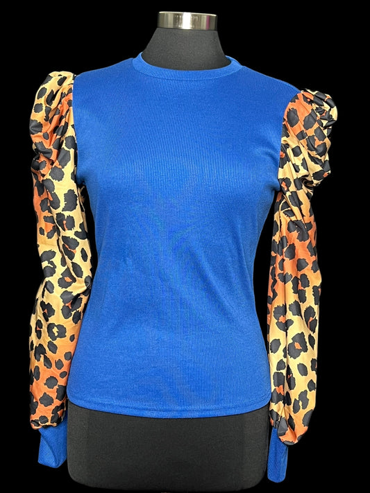 04.27 Blouses Blue w/Cheetah Print Slv (S)