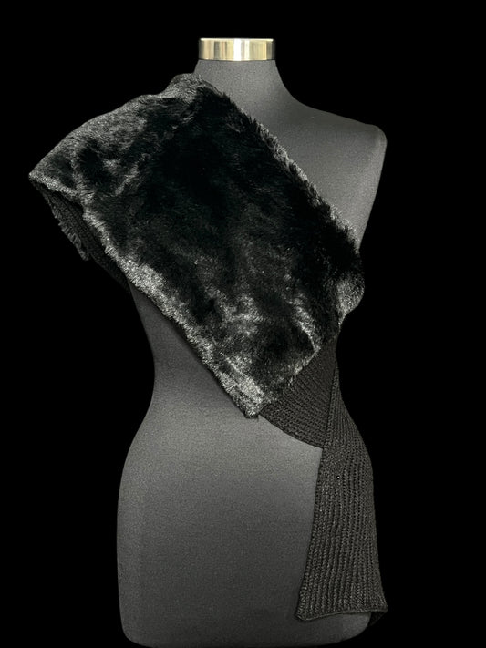 01.10 Scarves B. Republic Blk Knit/Faux Fur