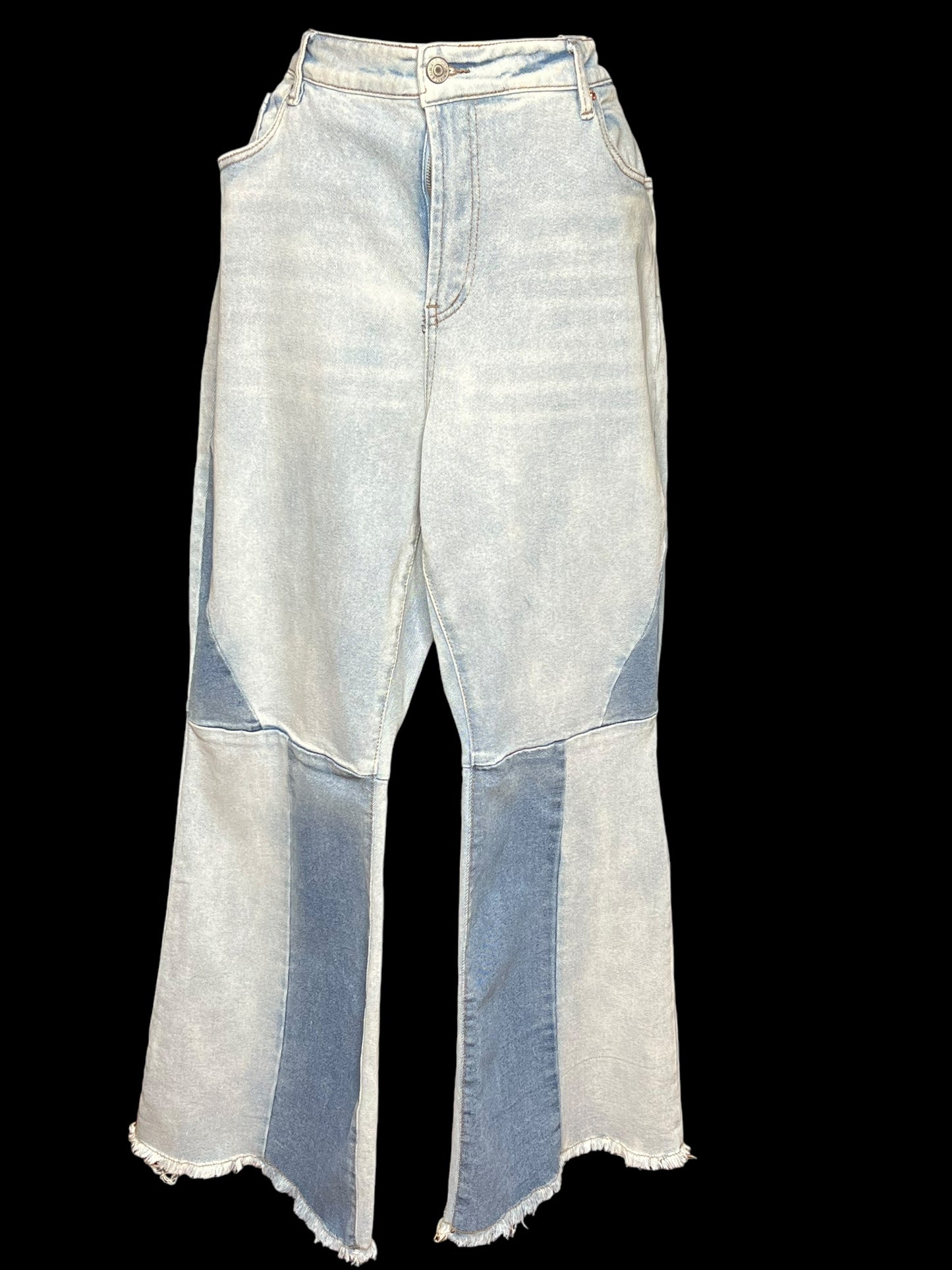 09.17 Pants NWT Almost Famous High Rise Flare Denim (22) Fits (18/20)