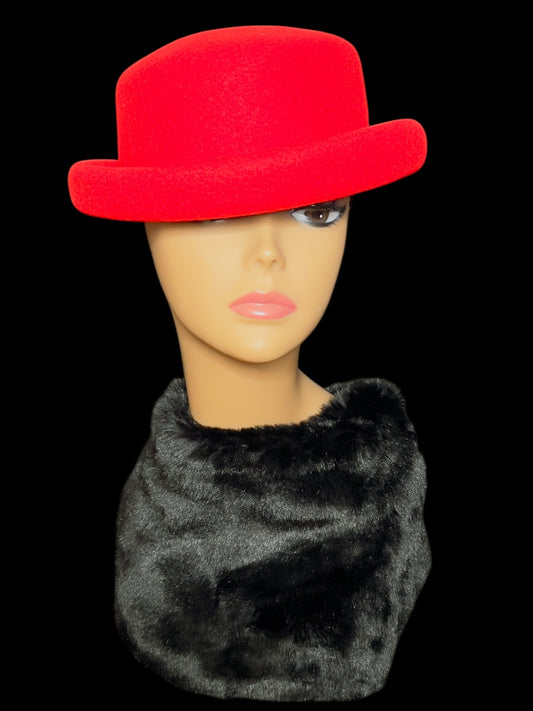 02.01 Hats Amanda Smith Red Wool Derby (S) *Disc