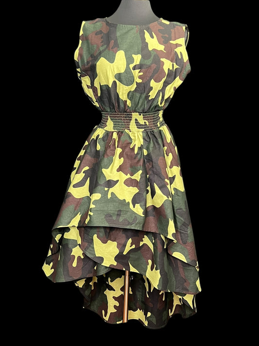 11.08 Dresses NWOT Camo Hi-Lo Slvls Cascade (6/8)