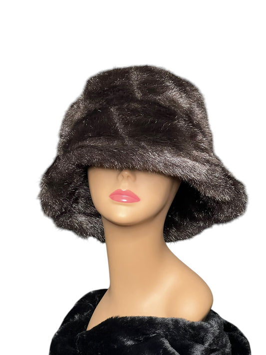 01.06 Hats NWOT Brown Faux Fur Bucket