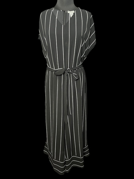 06.21 Jumpsuits Catherines Blk Pinstriped (28W) Fits (18/20)