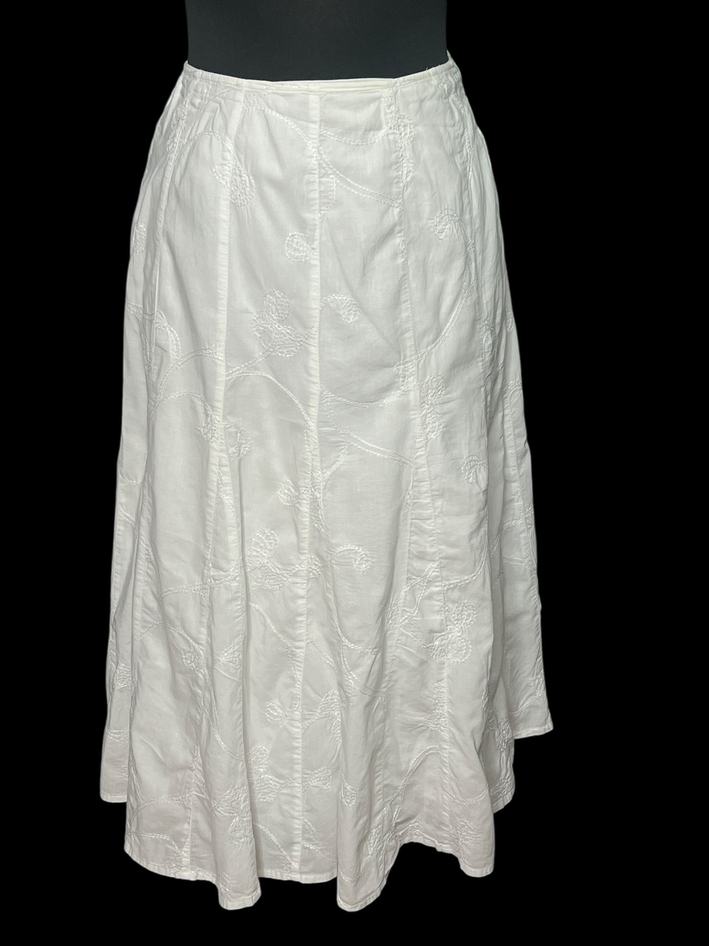 06.24 Skirts Talbots White Embroidered (12)